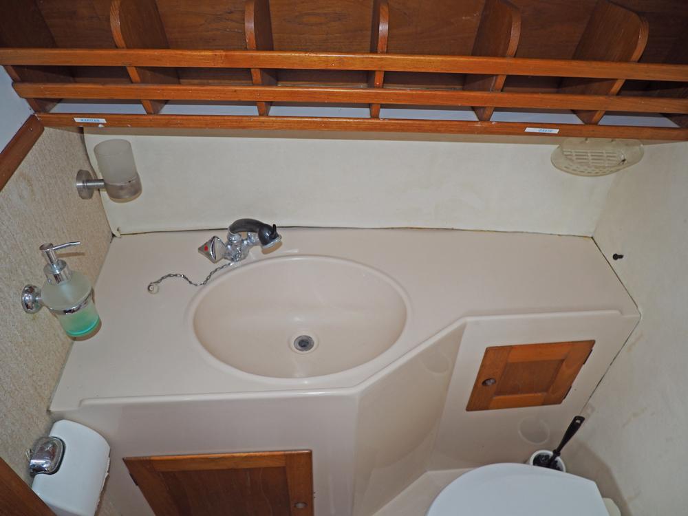Salon, Accommodatie